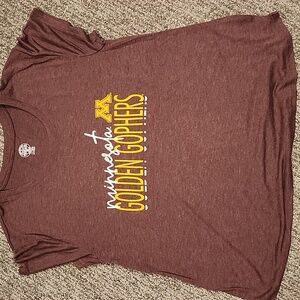 Rivalry Threads 91 Minnesota gopher t-shirt size L PTP 22 in. Maroon/gold/white